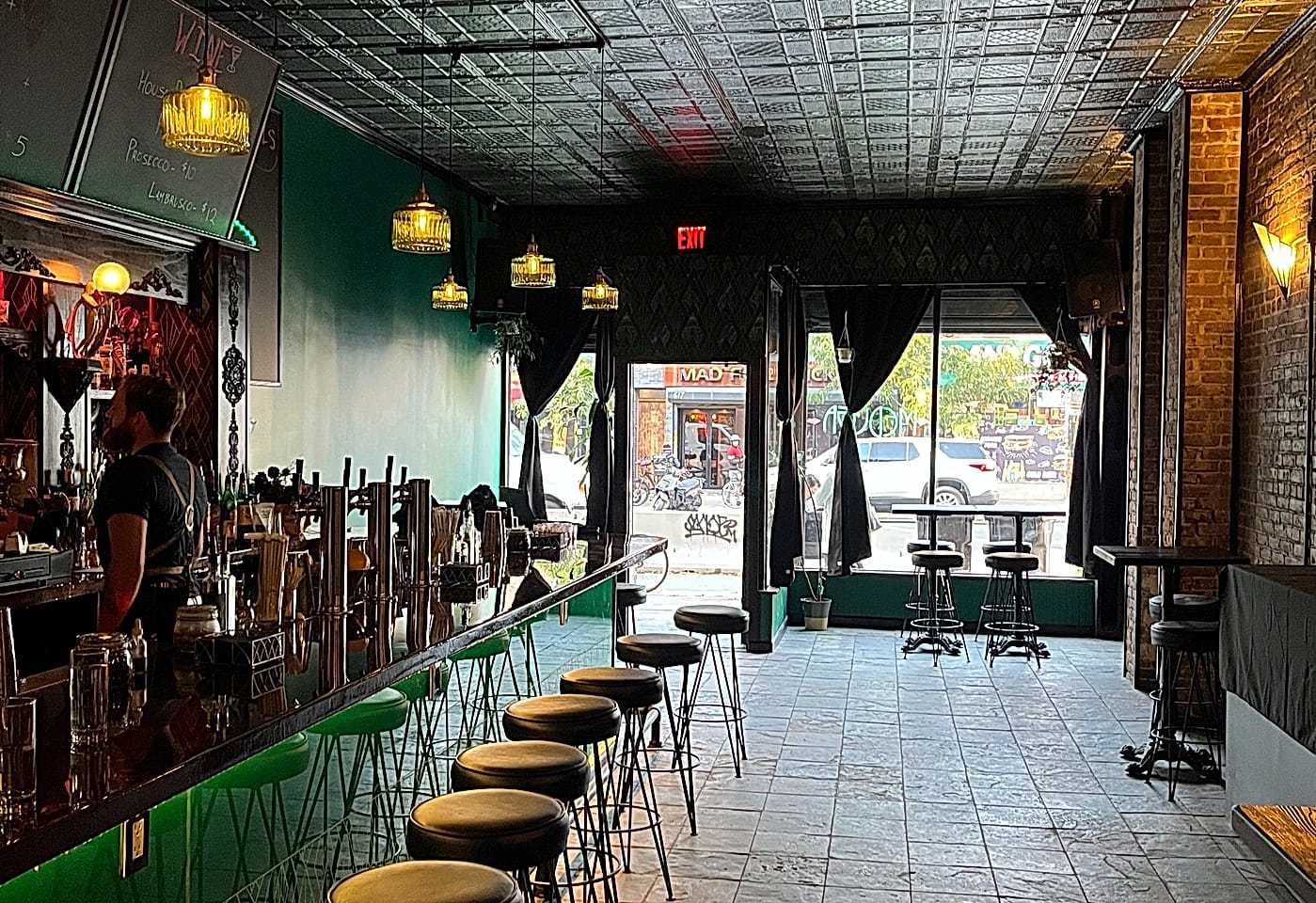 medusa cocktail bar williamsburg new york city brooklyn nyc