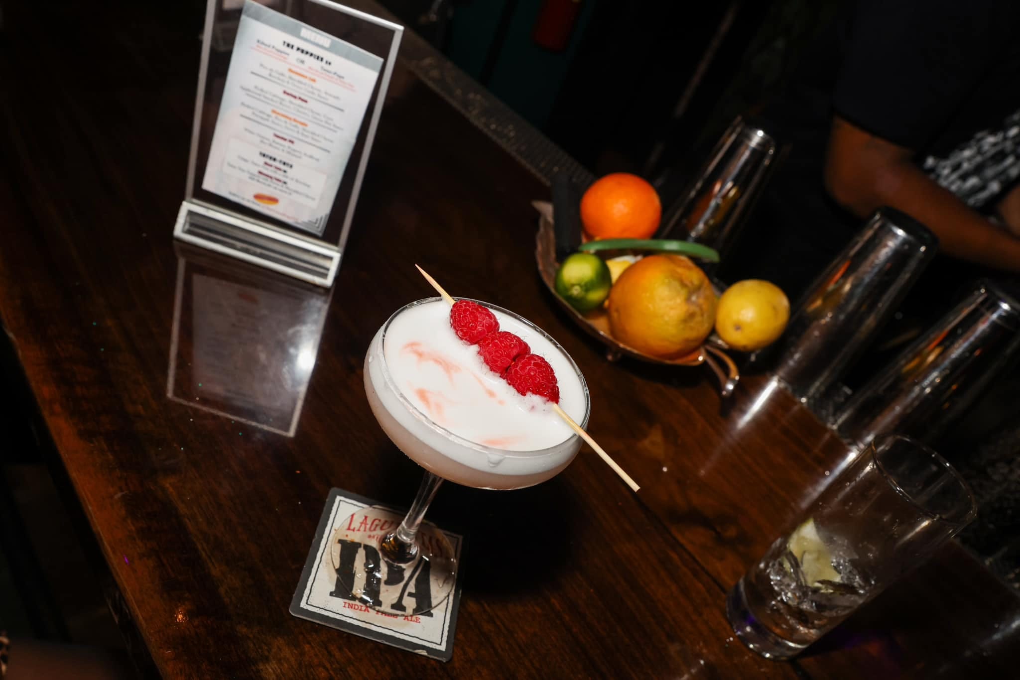 medusa cocktail bar williamsburg new york city brooklyn nyc