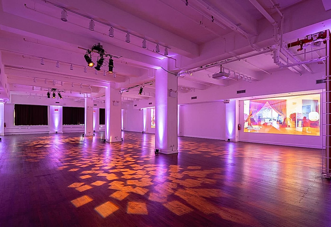 metropolitan pavillion new york expo center convention large scale events nyc