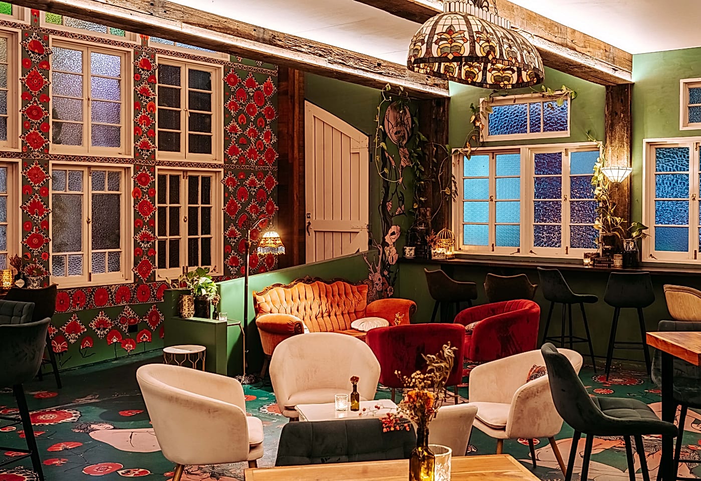 Miami Marketta | Mona Lisa's lair Partial Exclusive Hire | Venue Hire Gold Coast | 1