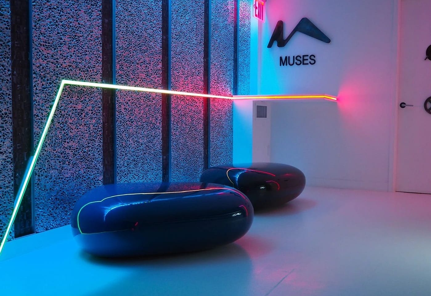 If Blade Runner needed a karaoke break: Muses 351