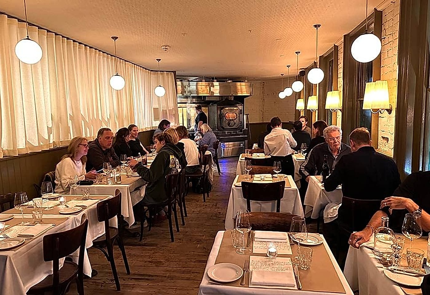 A Soho pub-restaurant that stands above them all: The Devonshire image 2