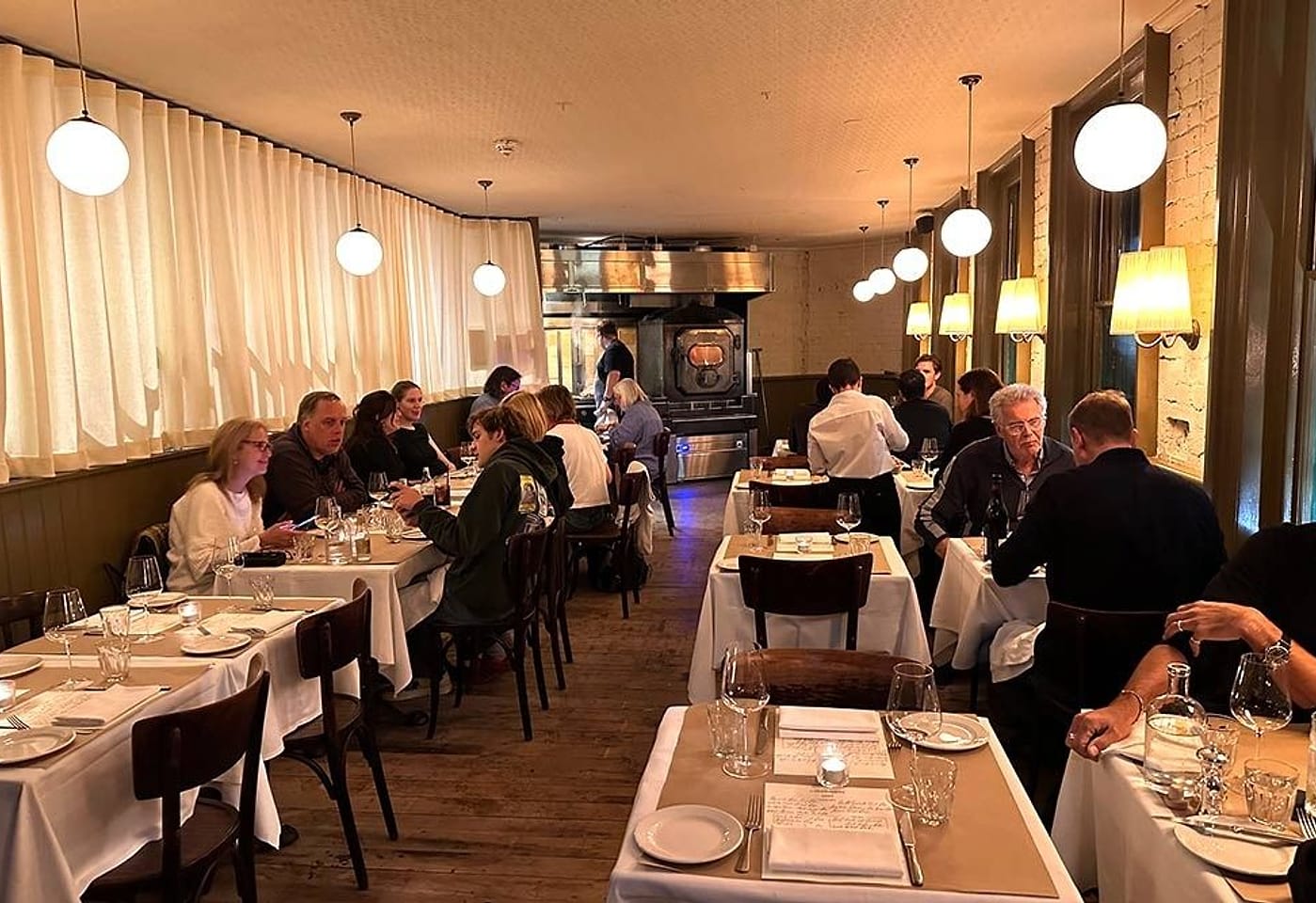 A Soho pub-restaurant that stands above them all: The Devonshire image 2