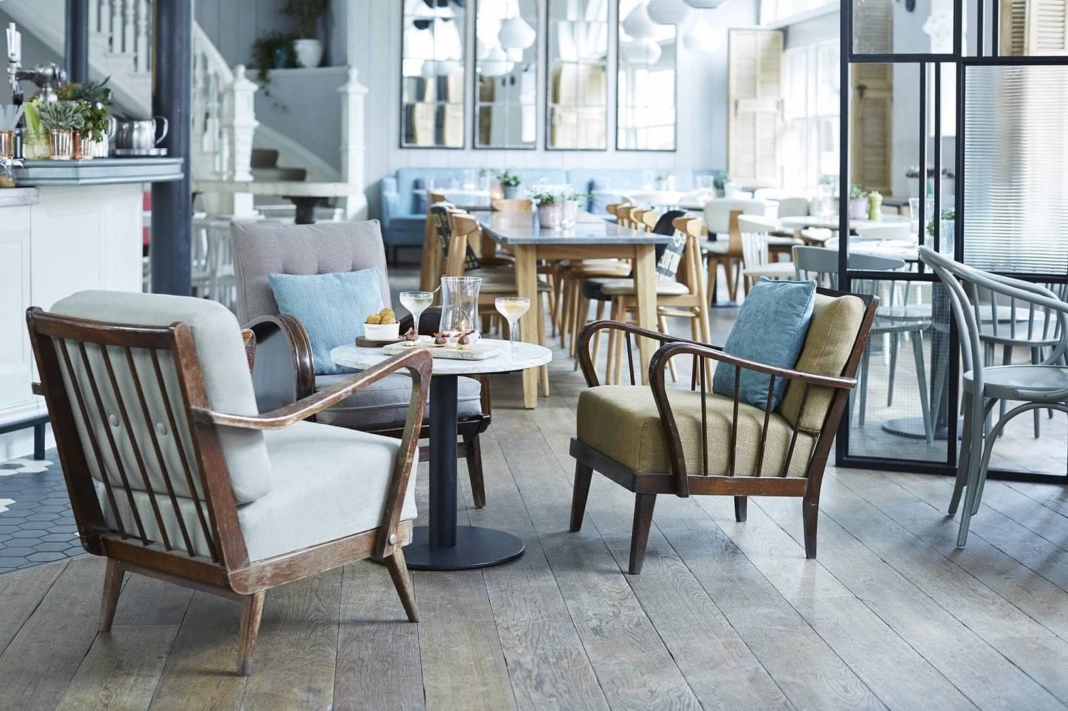 interior of no11 pimlico road belgravia london bar