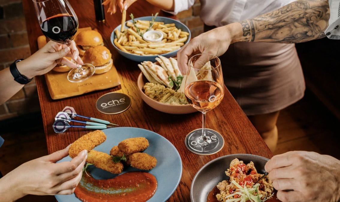 Don’t get too cocky and step over the Oche: Oche The Strand image 3