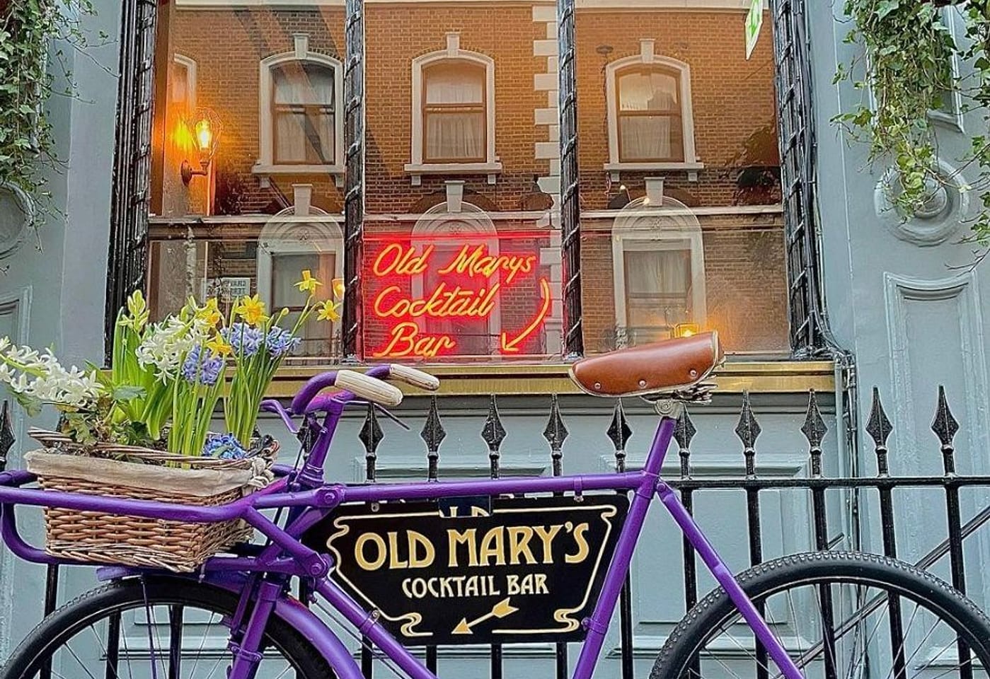 old marys notting hill cocktail bars 1