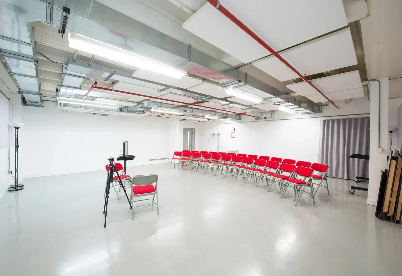 The London rehearsal studio that's model material: Old Diorama Arts Centre image 2