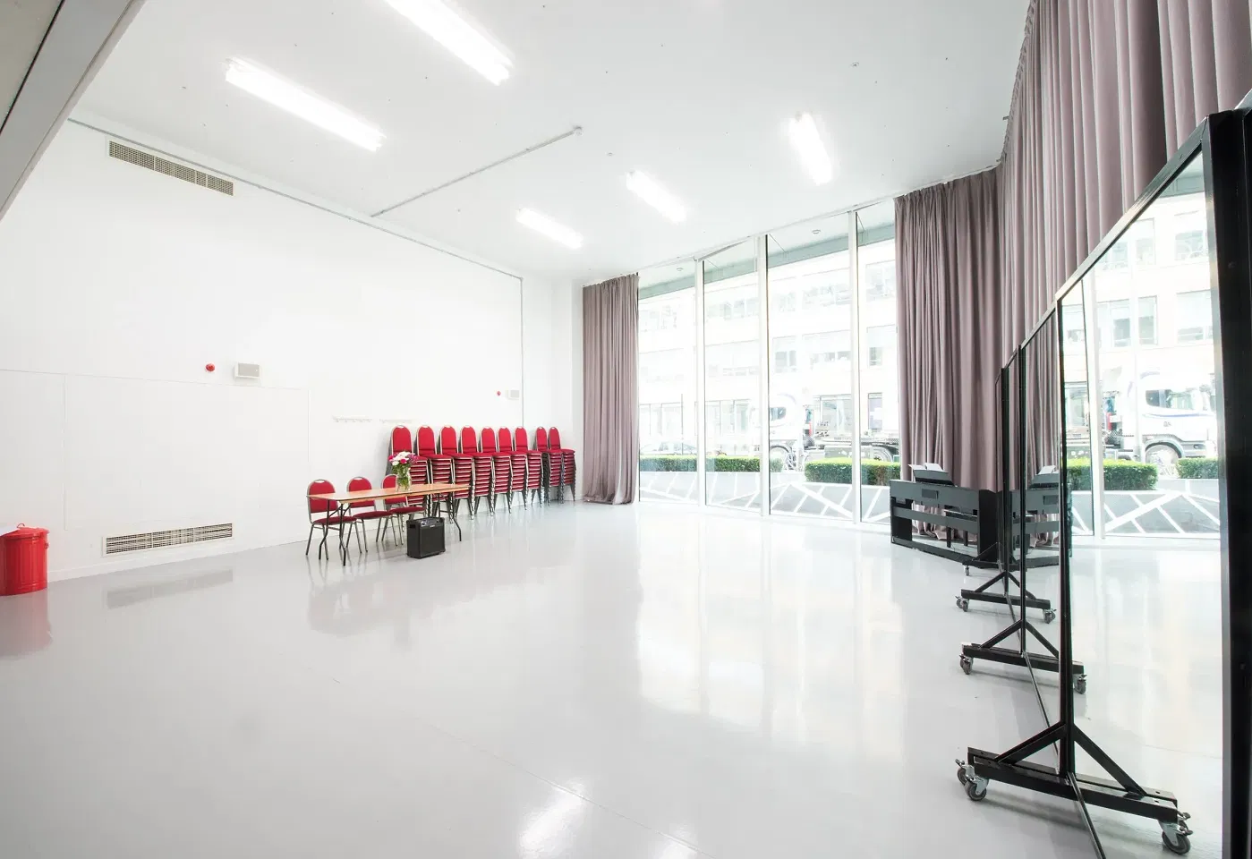 The London rehearsal studio that's model material: Old Diorama Arts Centre image 3