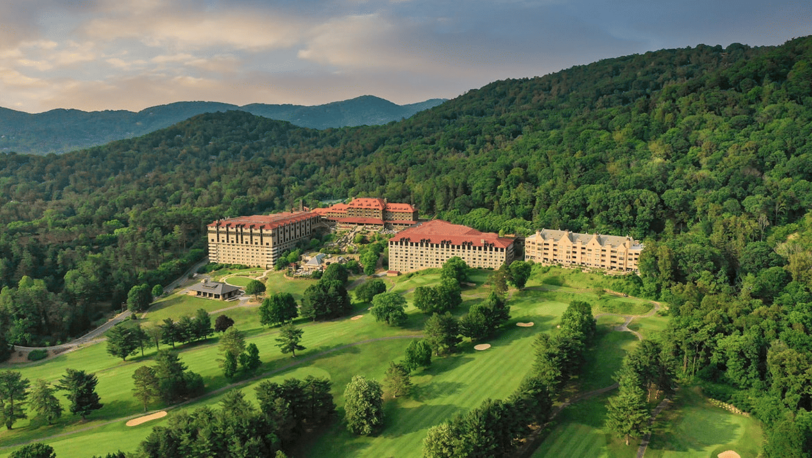 A Gilded Age mountain resort for large-scale conferences: Omni Grove Park Inn, Asheville1