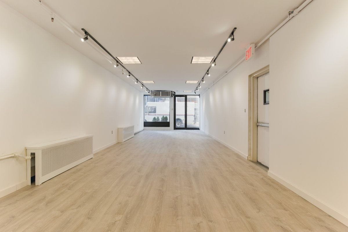 on the fringe manhattan galleries to rent nyc