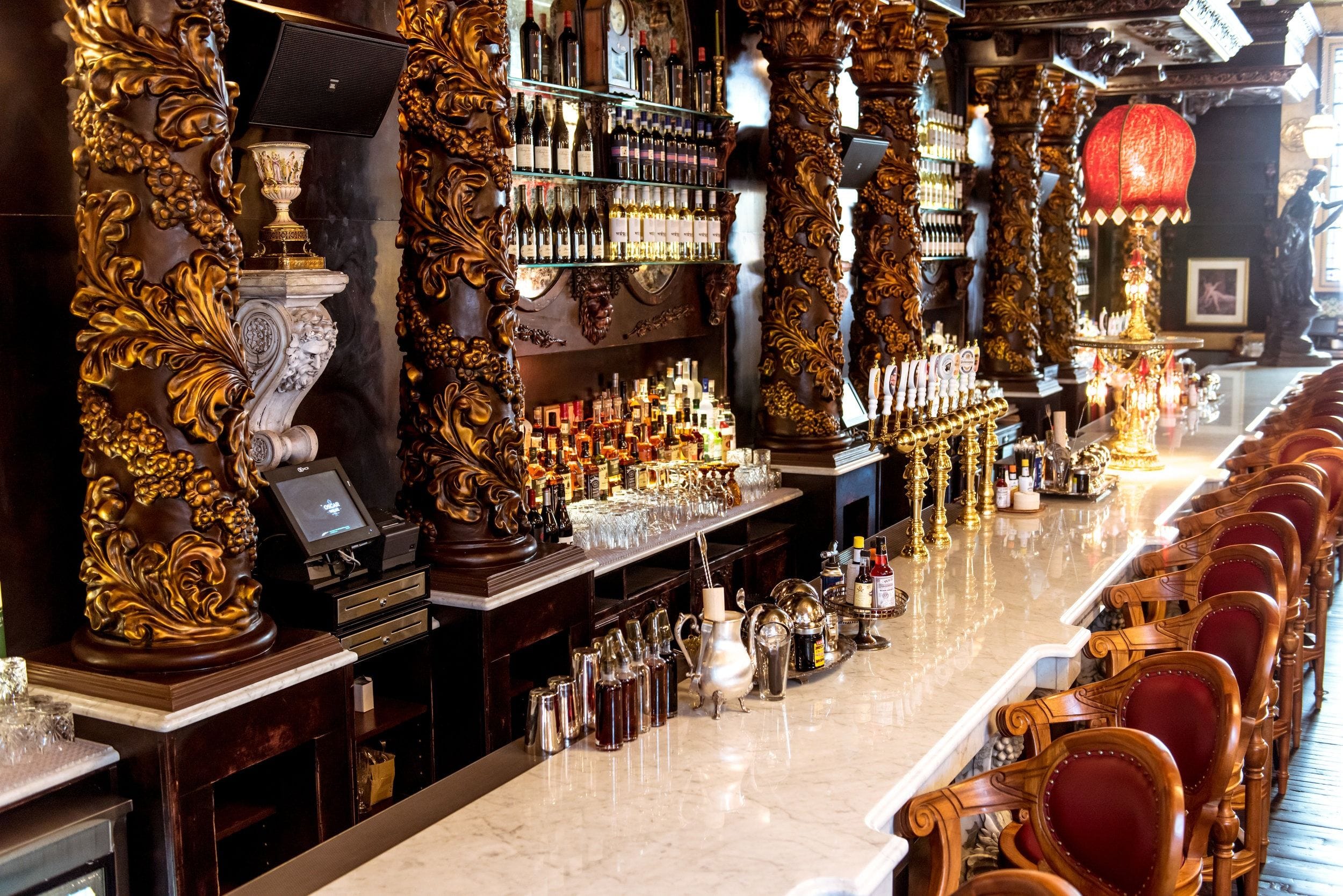 oscar wilde midtown cocktail bar nyc