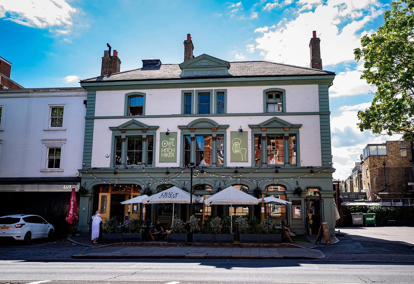 owl and hitchhiker holloway north london party venues
