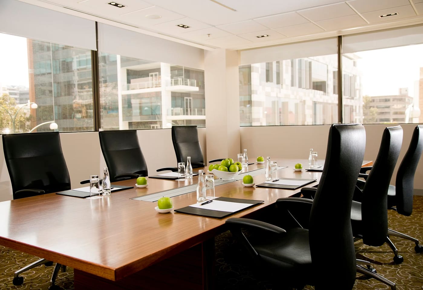 Meetings on 5, Pan Pacific Perth image 2