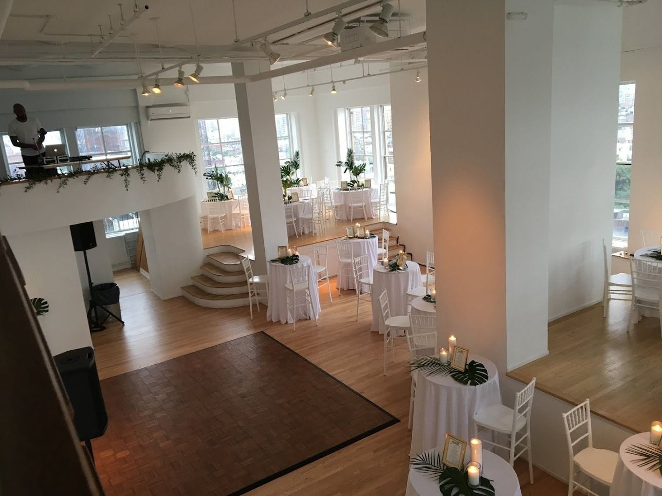 A corporate party venue with skyline views of NYC: Penthouse 463 image 2