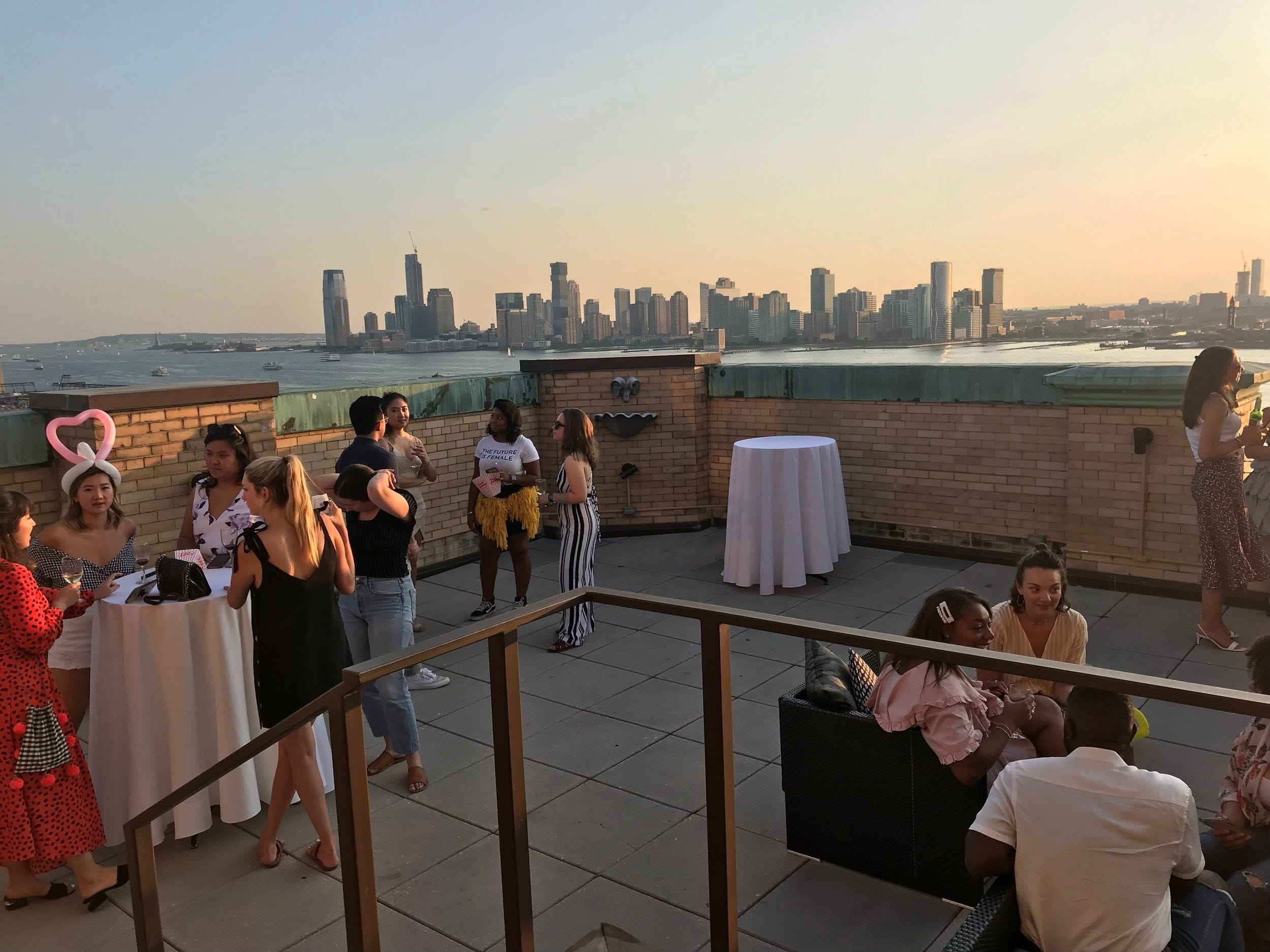 A corporate party venue with skyline views of NYC: Penthouse 463 image 3