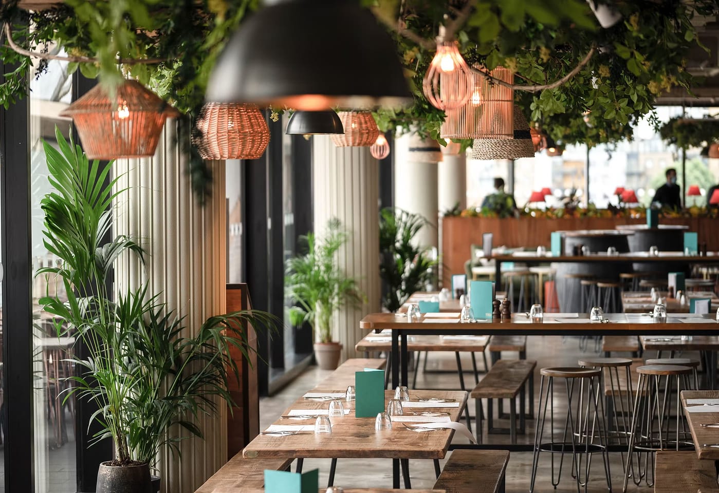 pergola on the wharf canary wharf cocktail bars 1