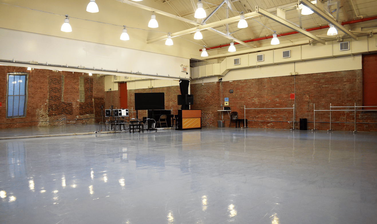 This Lower Manhattan dance studio lets you learn from professionals from around the globe: Peridance Center 1