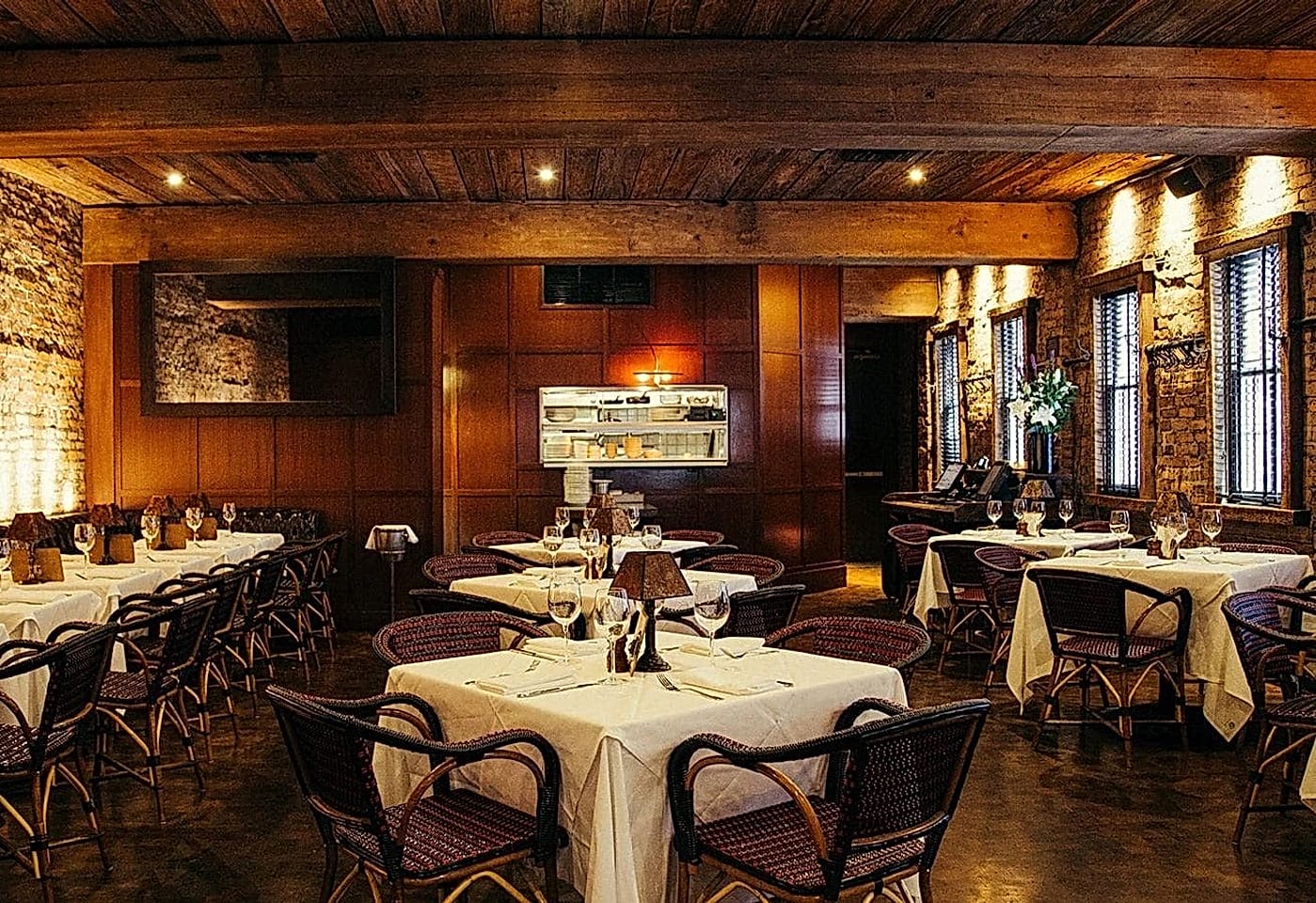pj clarke's new york city business lunch restaurant private events nyc