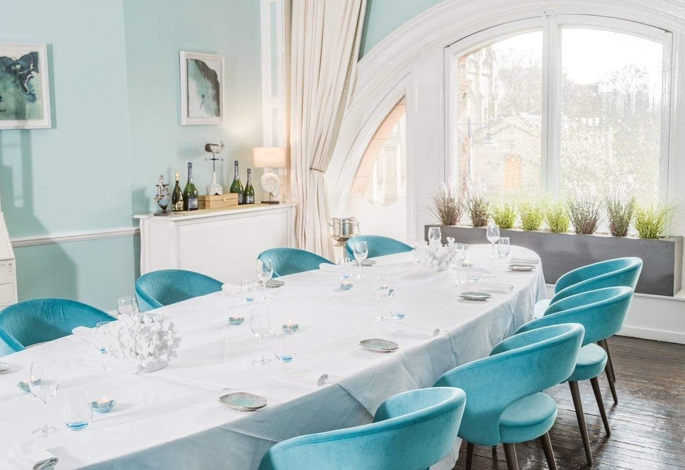 dean banks at the pompadour edinburgh