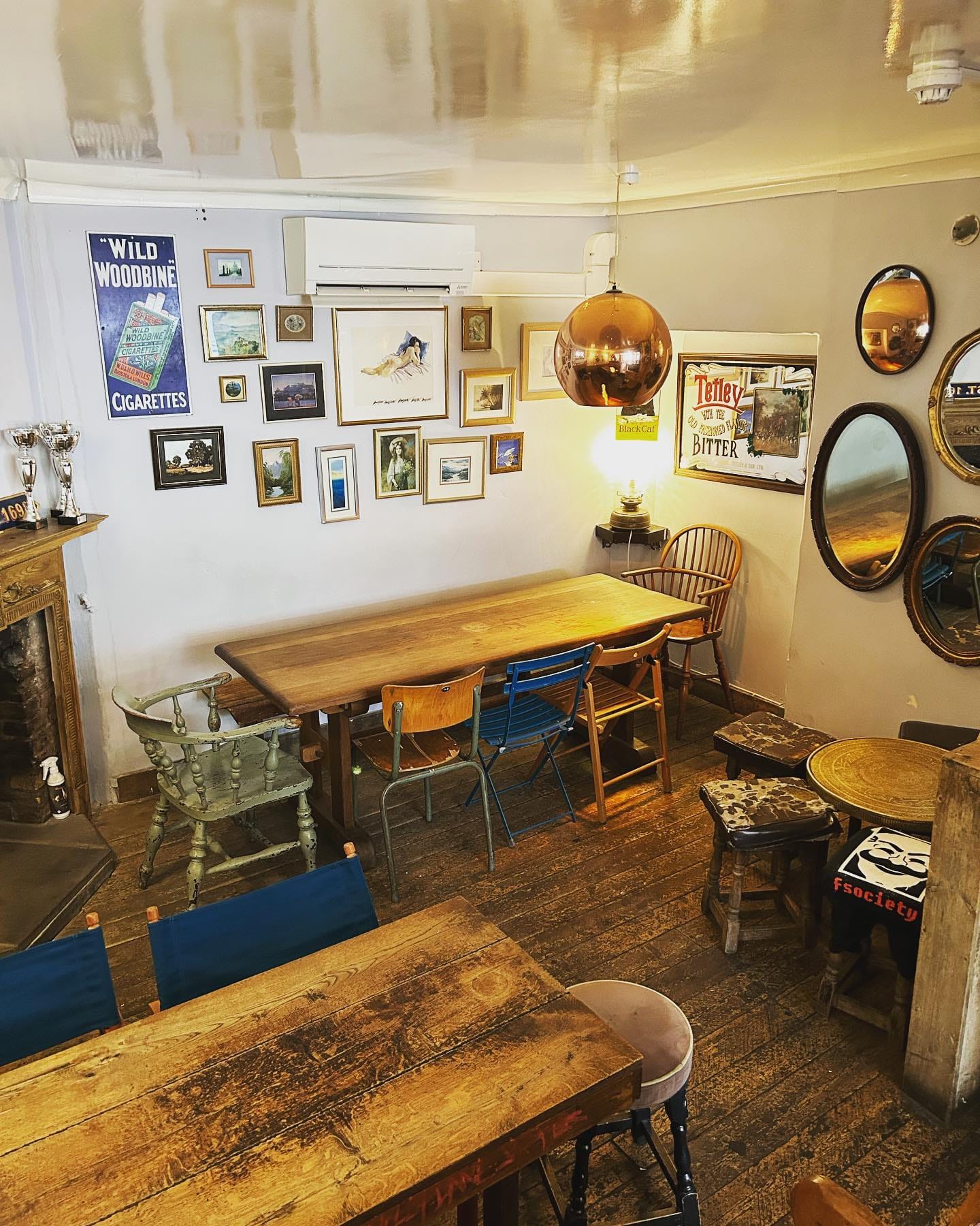 interior of the prince arthur pub in old street in london