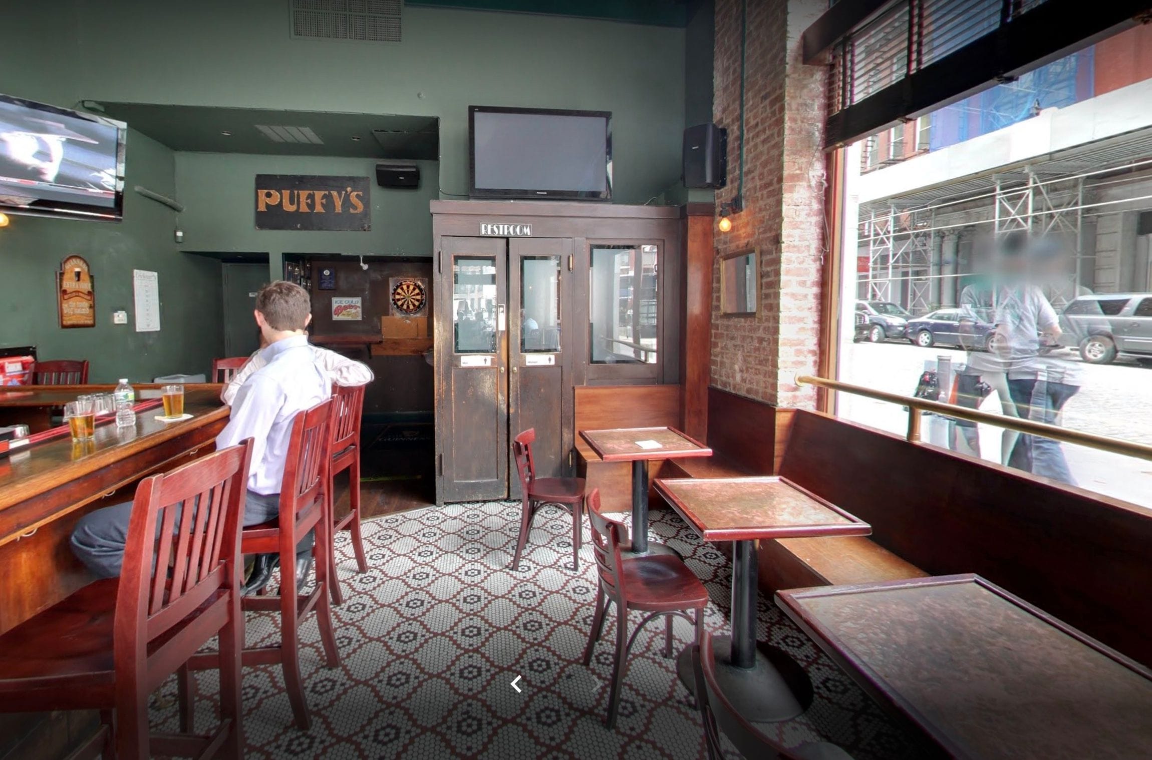 You'll hit the bullseye choosing this Tribeca cocktail bar: Puffy's Tavern  image 3