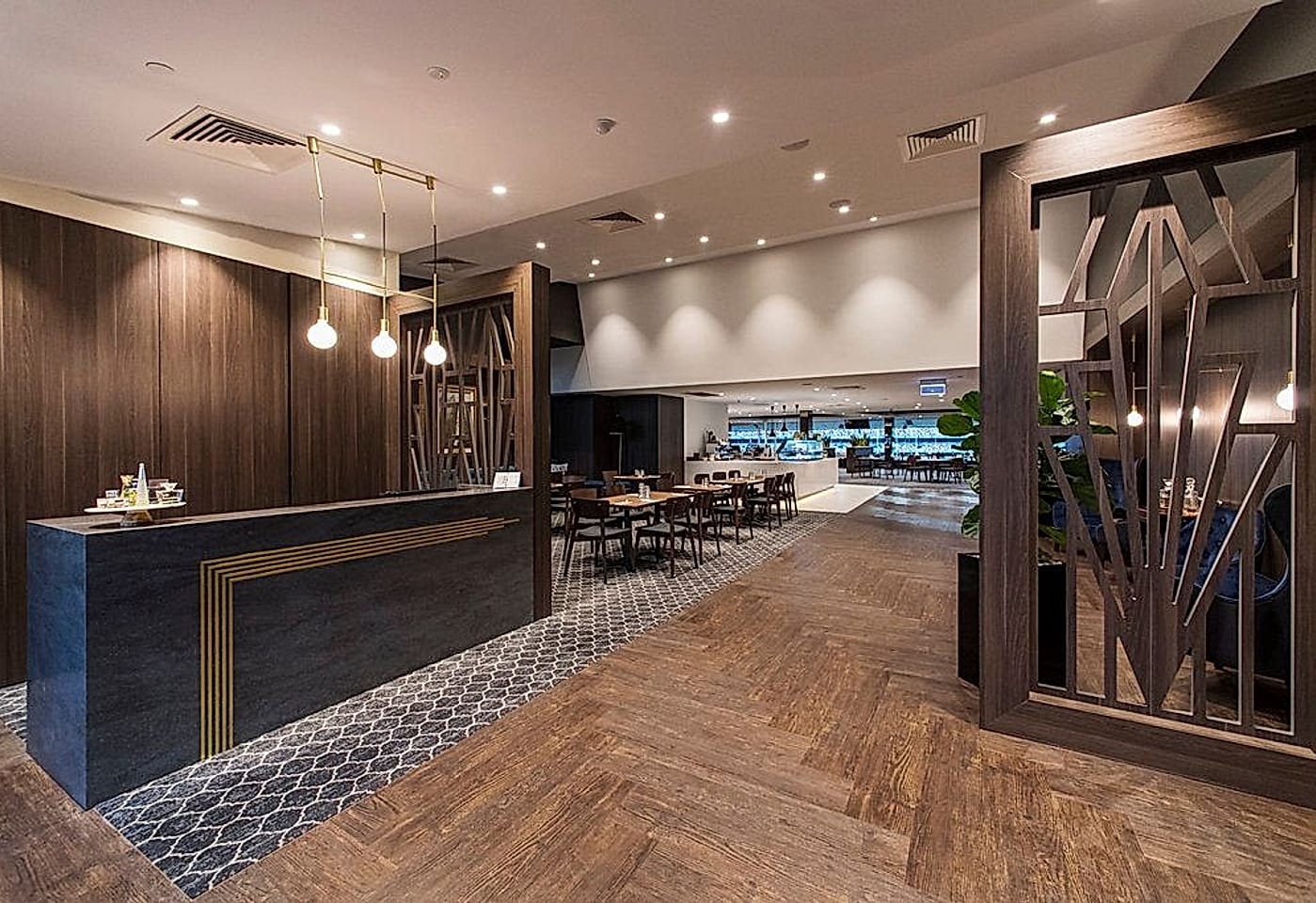 Queensland Cricketer's Club | Glass Viewing Room Exclusive Hire | Venue Hire Brisbane | 3