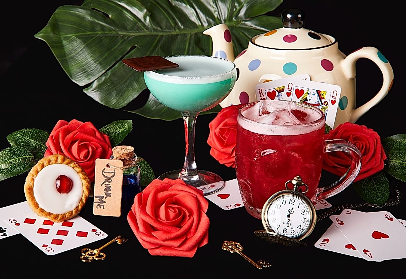 A colourful, festive outdoor bar in London: Queen of Hoxton image 3