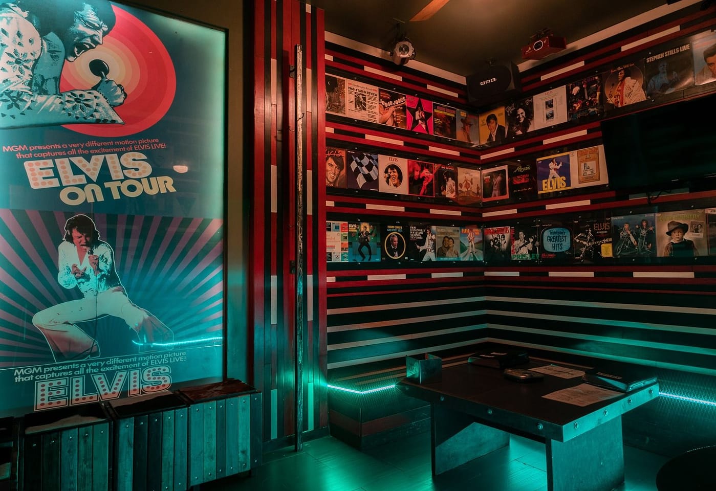A nostalgic karaoke spot for music lovers: Radio Star image 3