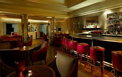 romantic bars brand hero 8