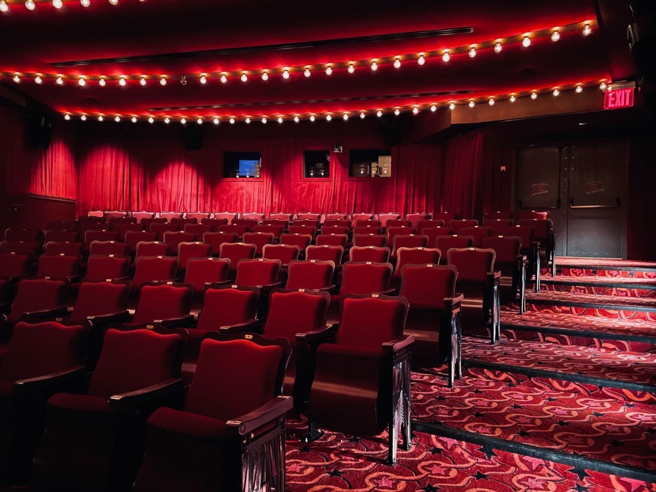 1920s-inspired moviegoing: The Roxy Cinema image 2