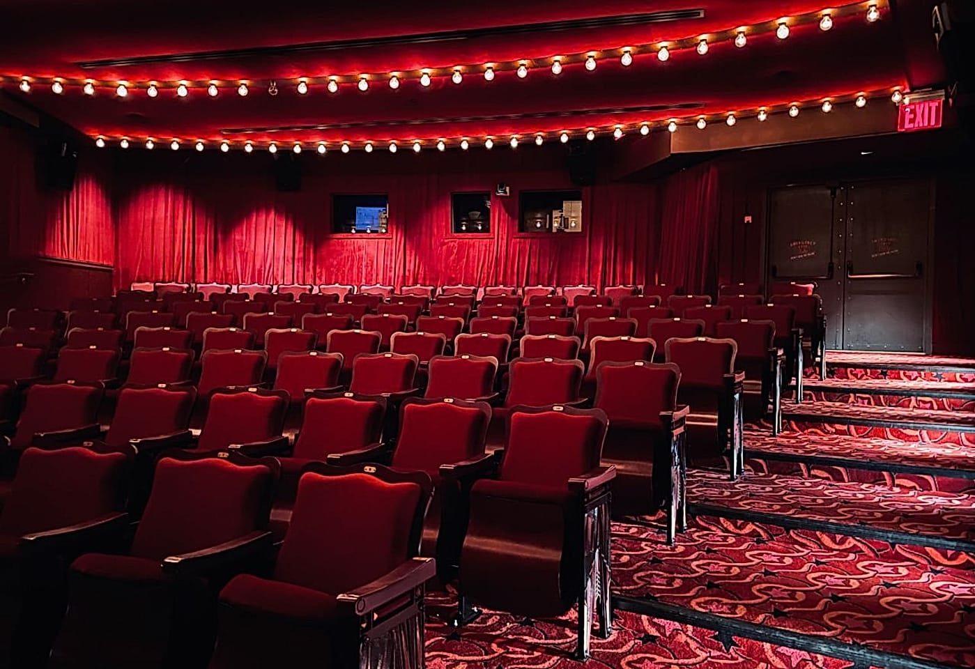 1920s-inspired moviegoing: The Roxy Cinema image 2