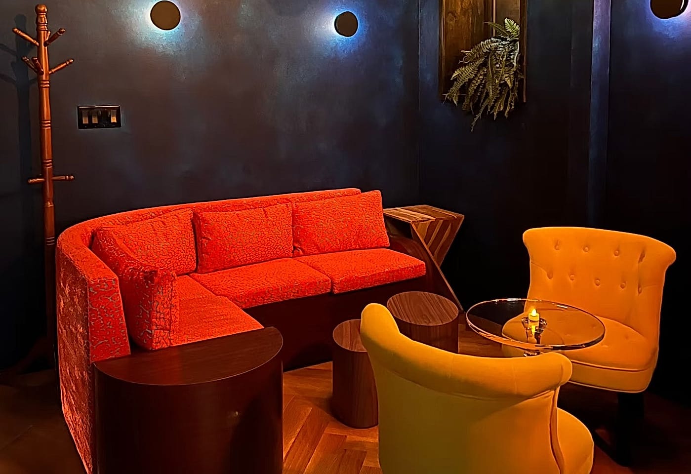 A quaint Brooklyn-neighborhood speakeasy: Ruth image 2