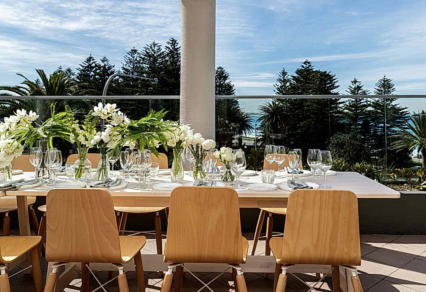 Rydges Cronulla Beachside | Poolside Terrace | Venue Hire Sydney | 2