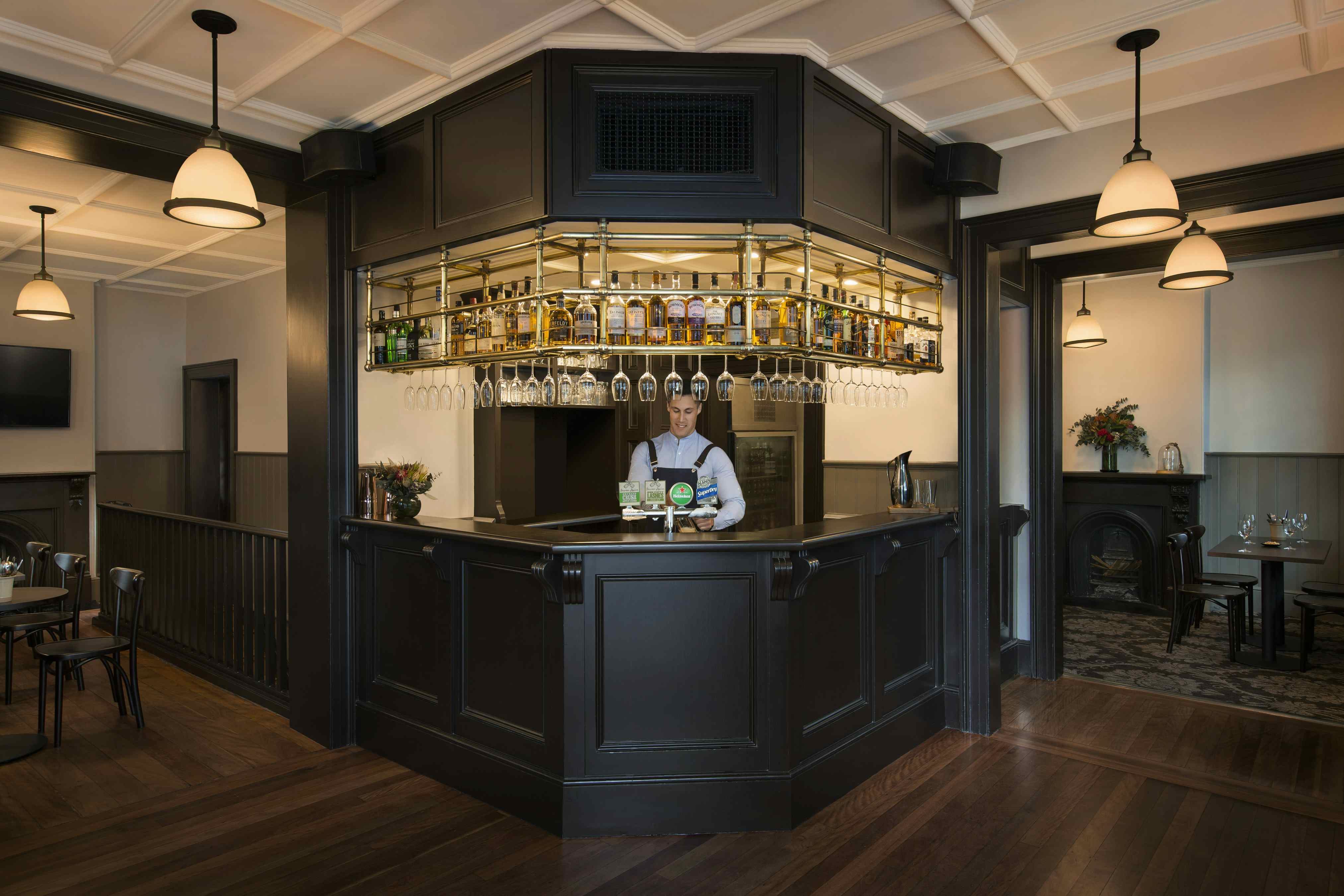 The Dundee Arms Pub, Hyatt Regency Sydney image 3