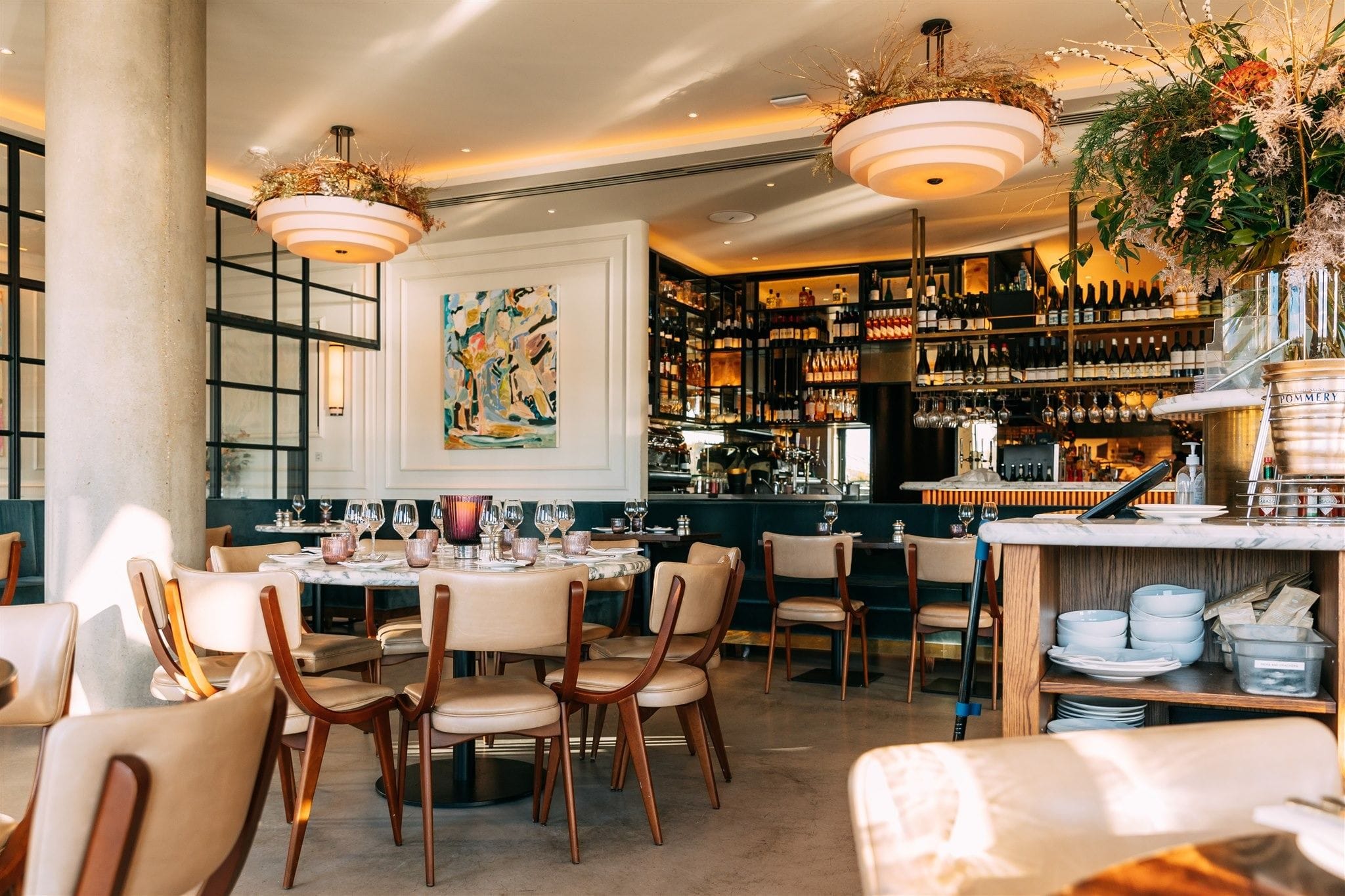 interior of sams riverside hammersmith river bar