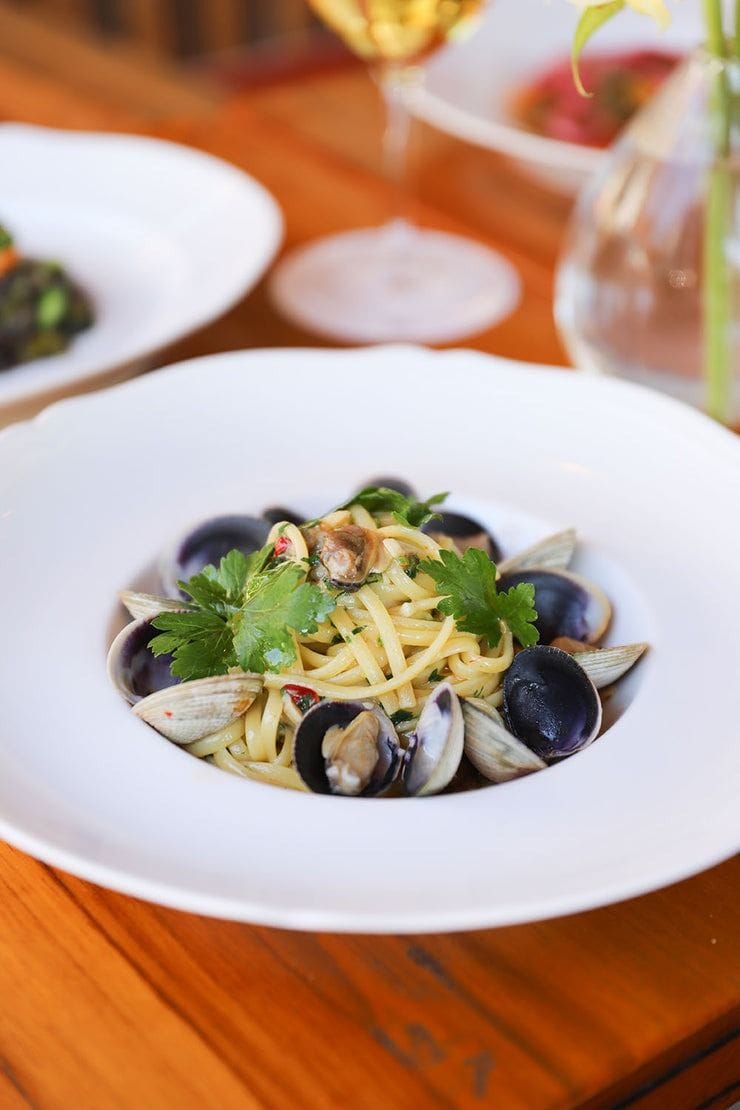 A stylish Italian restaurant: Sant Ambroeus image 2