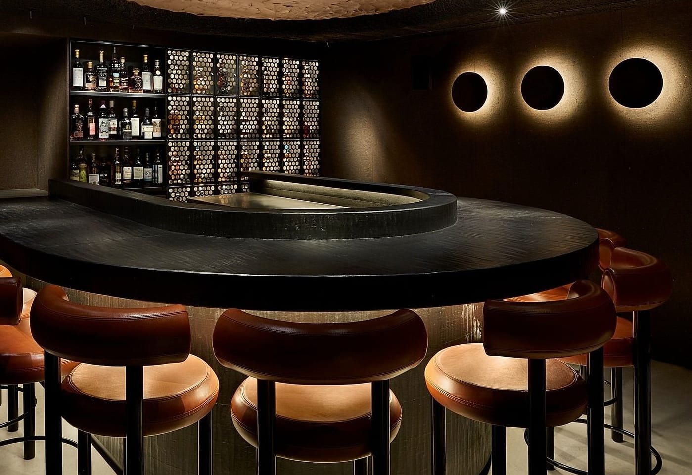 interior of silverleaf liverpool street cocktail bar london