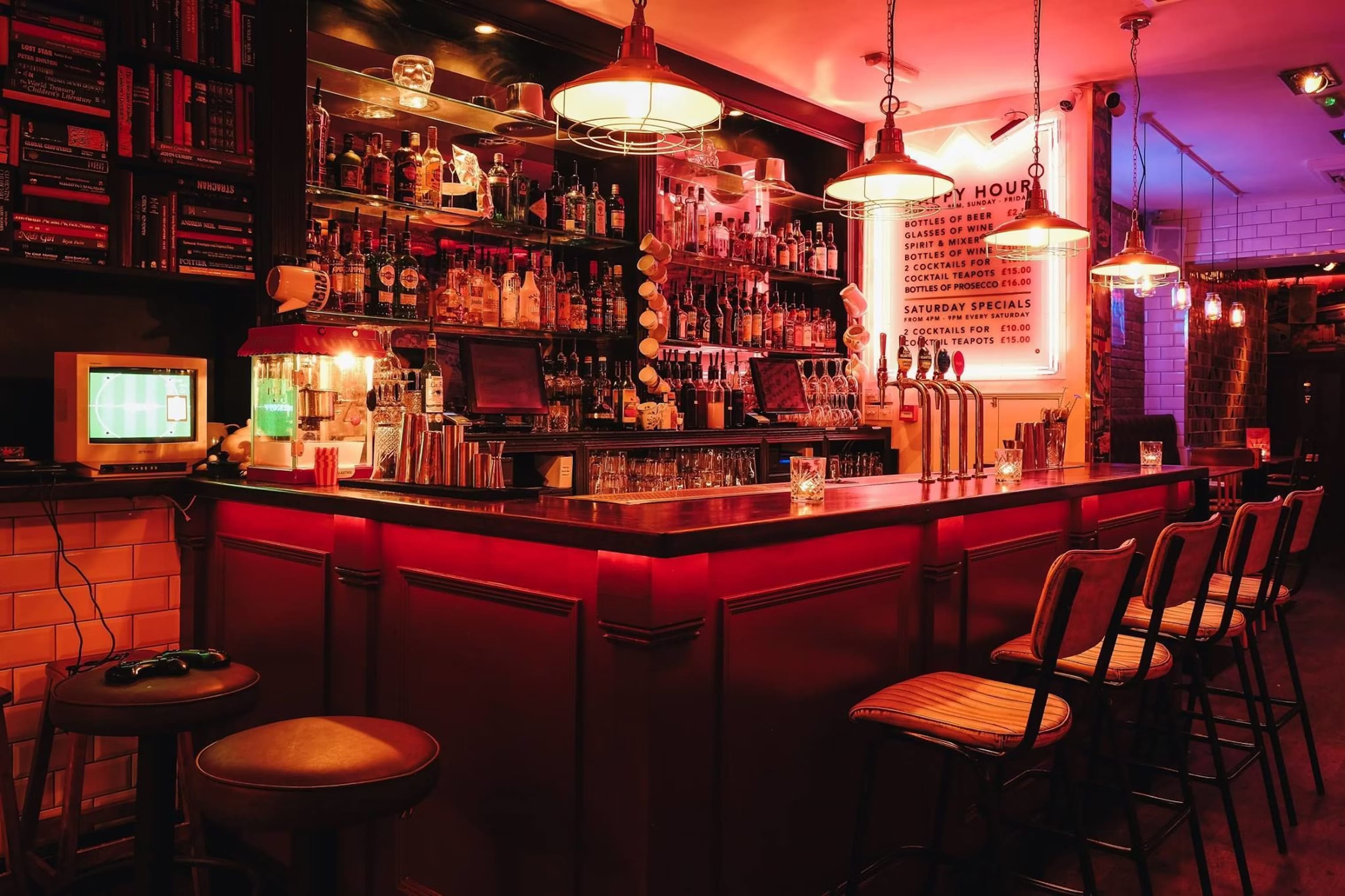 simmons cocktail bar angel london bar seating