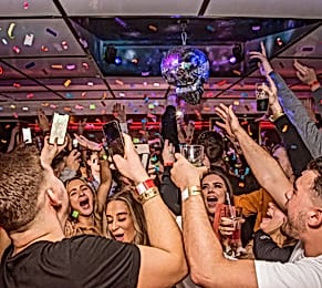 mezzanine simmons bank city of london party venue