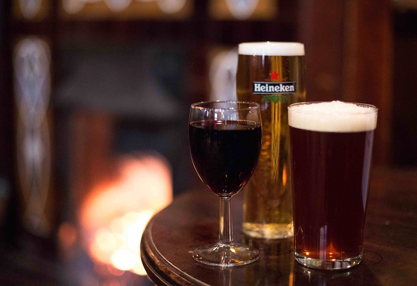 drinks at the skinners arms pub in kings cross london