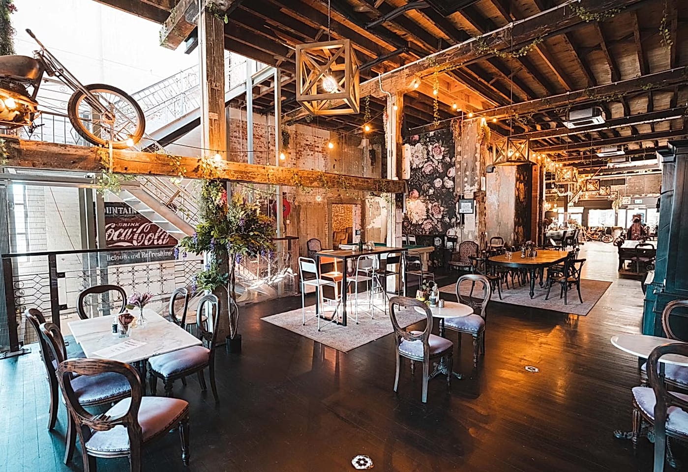 Wii Gii Room - Rooftop, Smoked Garage image 2