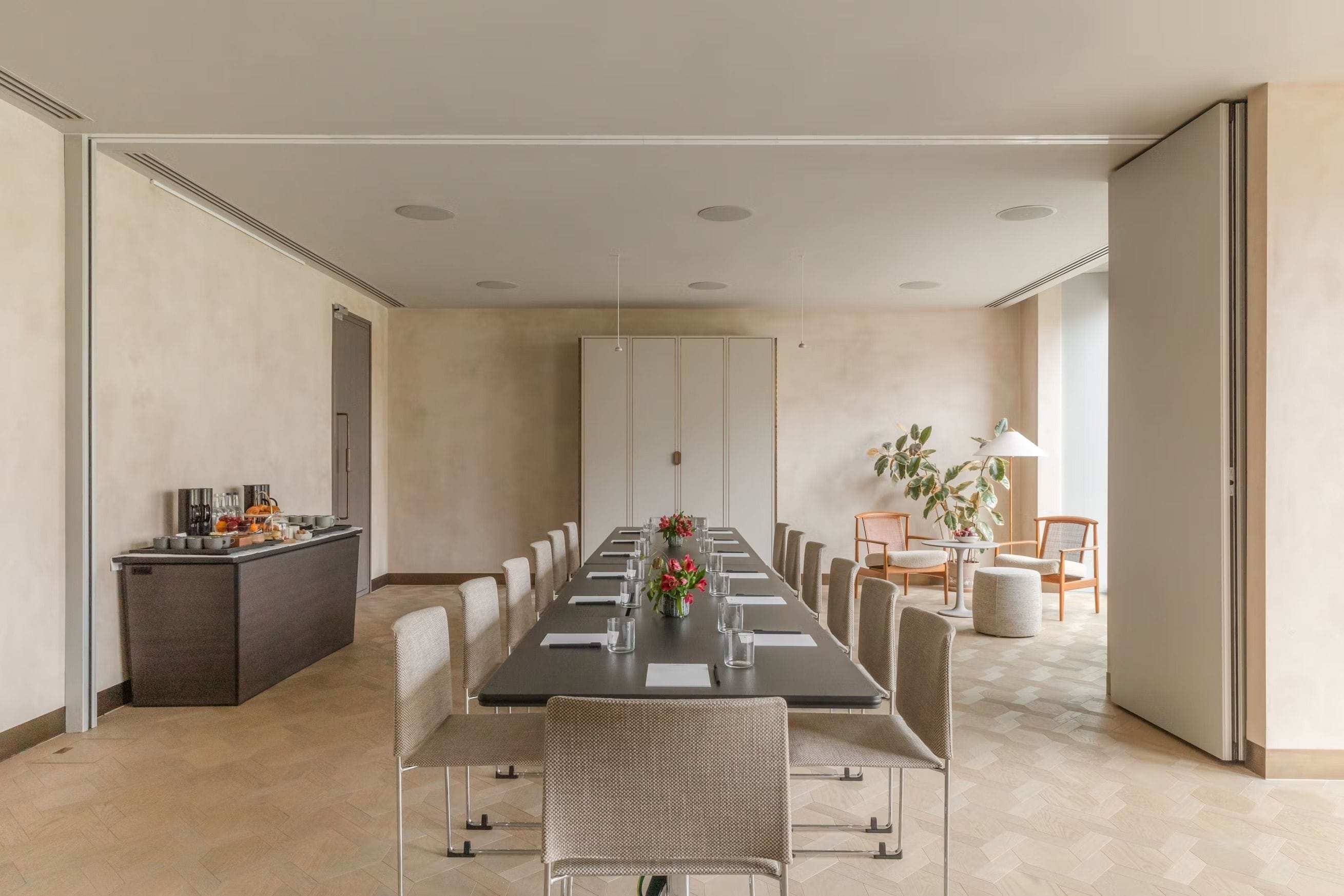 space the stratford london cool meeting rooms 1