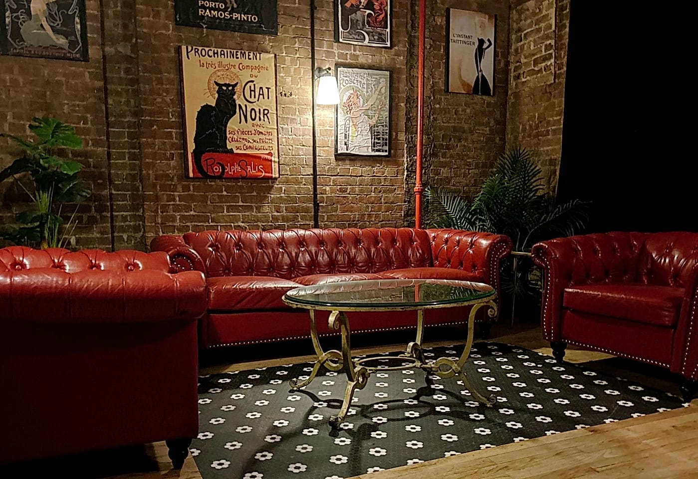 A Midtown holiday party venue for the homebodies: Loft39 image 3