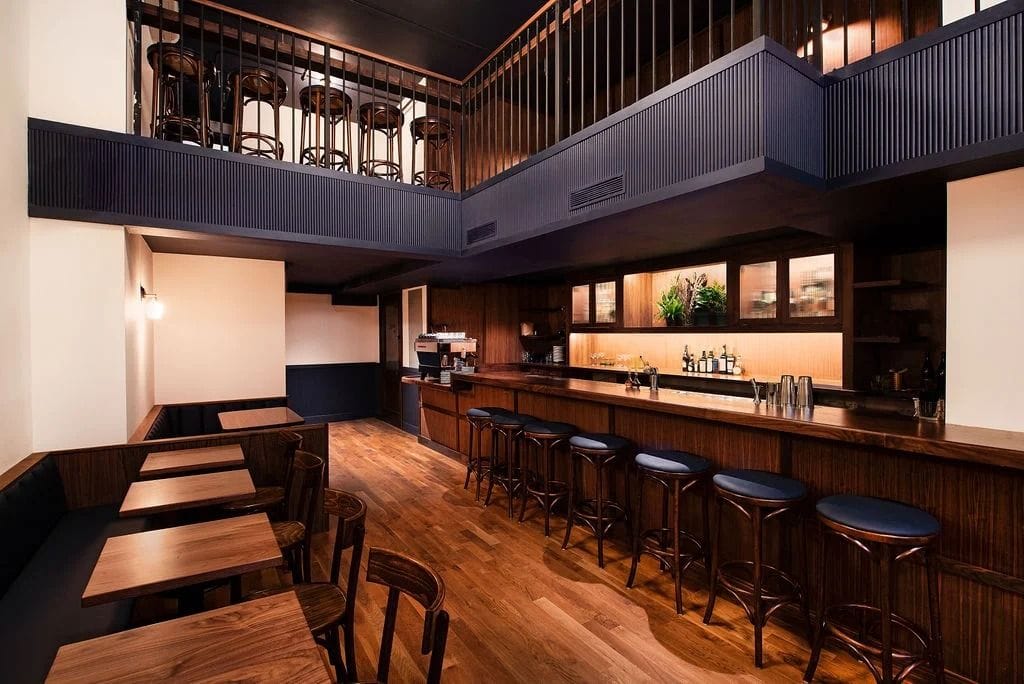 This FiDi cocktail bar is both approachable and chic: Split Eights1
