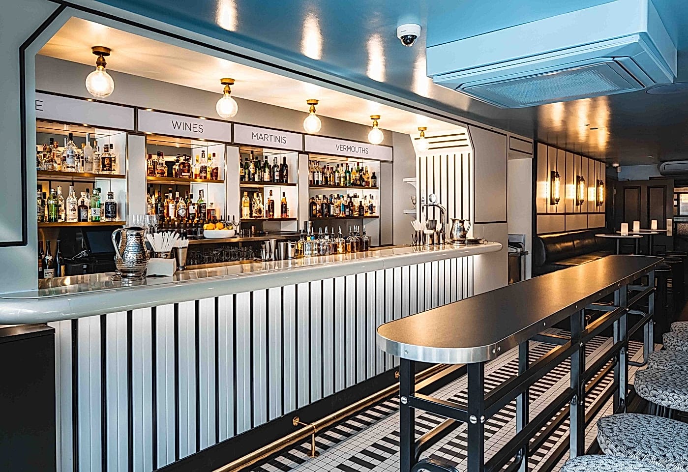 interior of swift borough bar london