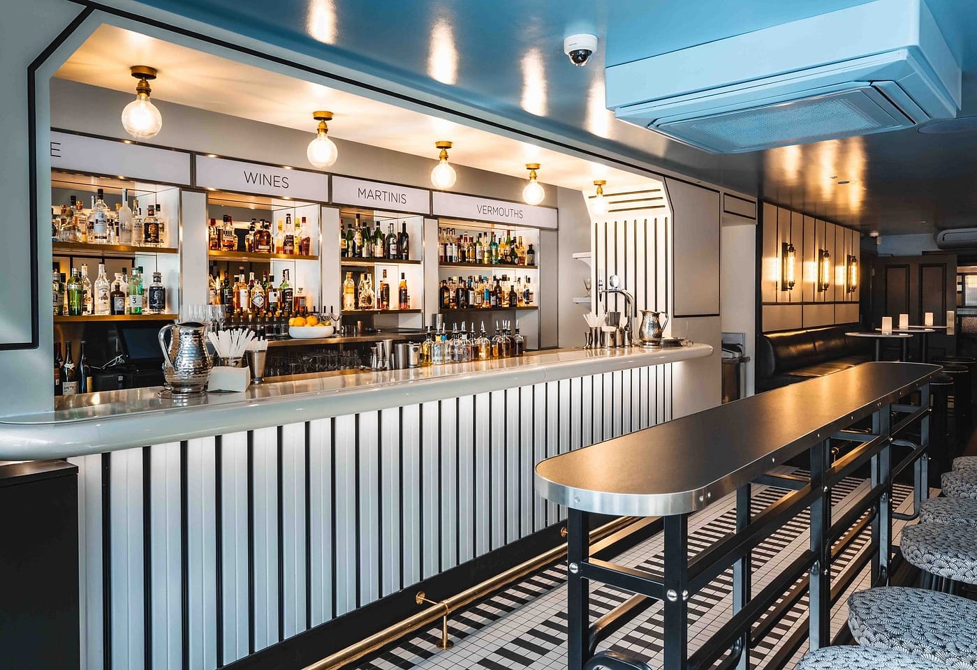 interior of swift borough bar london