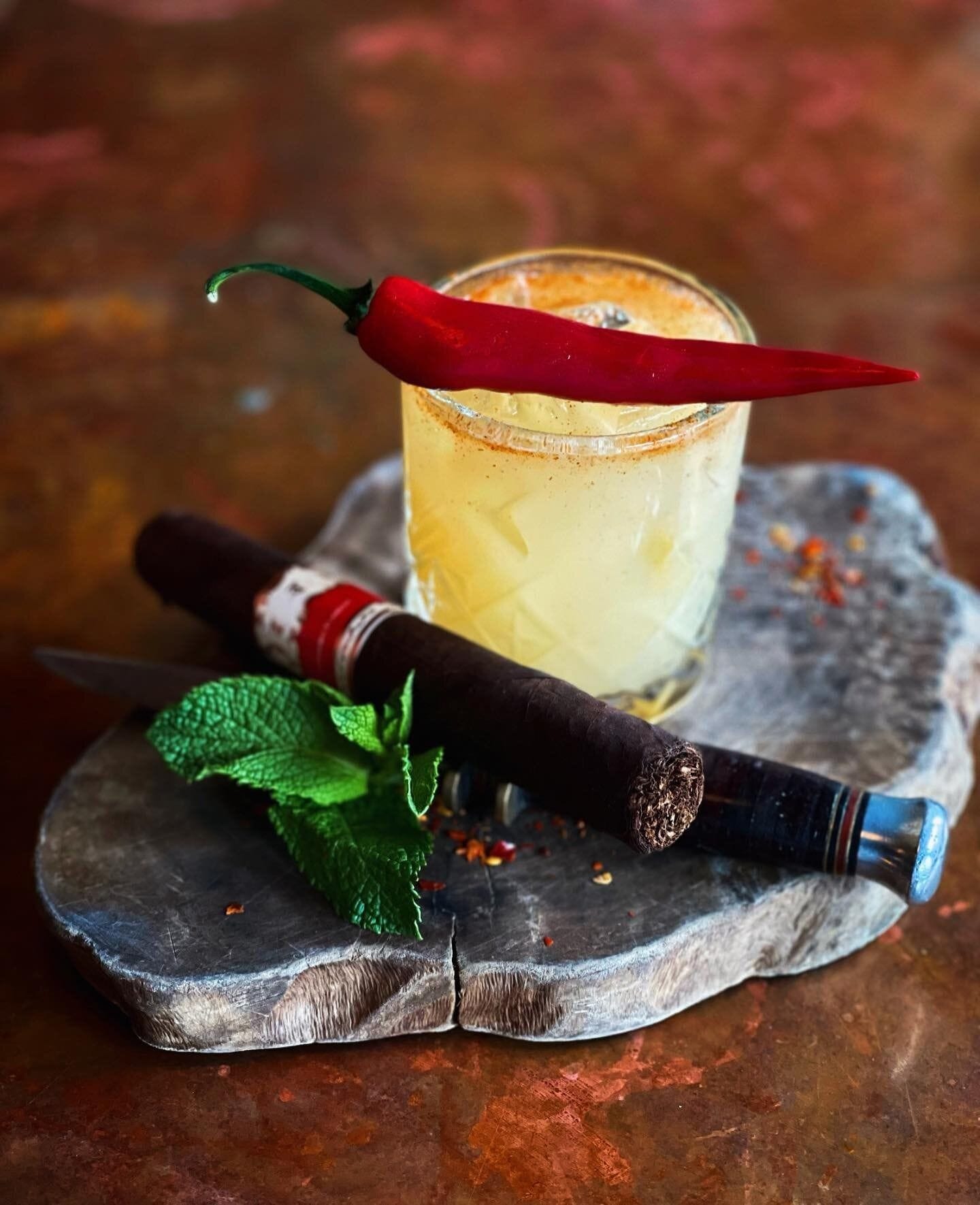 cocktail at tabac bar camden london cocktail bar