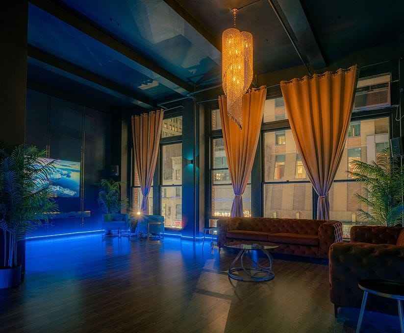 A venue that makes sense for a birthday night out: TEN32 Midtown 1