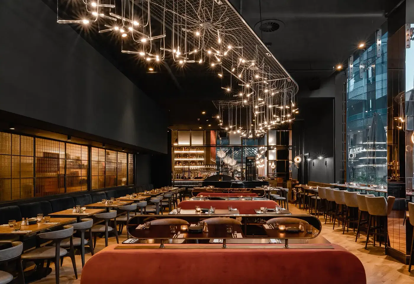 A bar in Spinningfields for those who like their drinks volatile: The Alchemist1