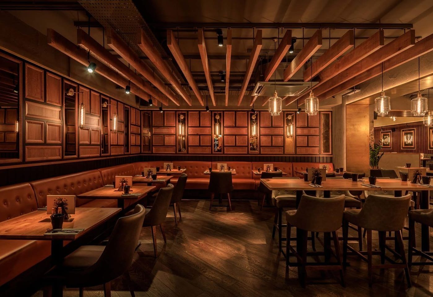 the alchemist covent garden romantic bars 1